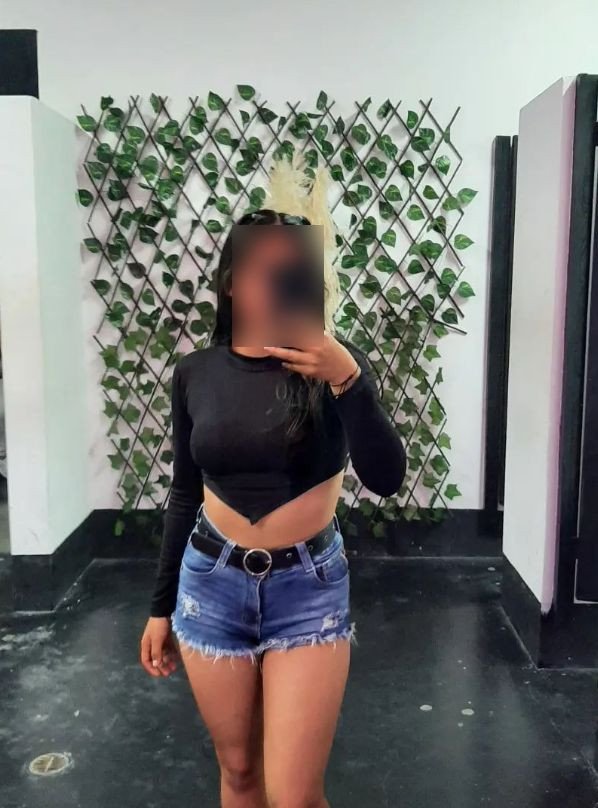 <a href='https://www.sexyplace.club/usuario8/post/499'>
				<i class='fas fa-chevron-down'></i> Foto 9</a>